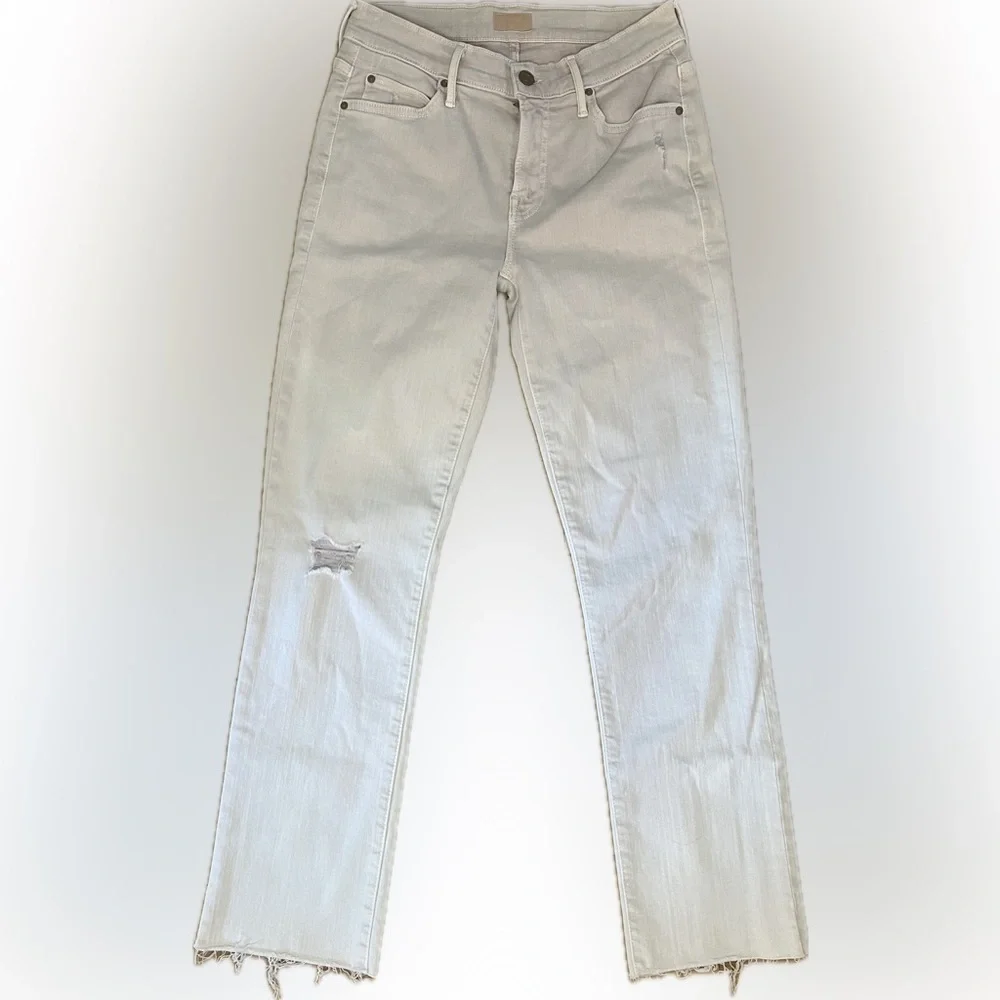 Mother The Rascal Ankle Snippet Jeans. Size 27. Color Blush.